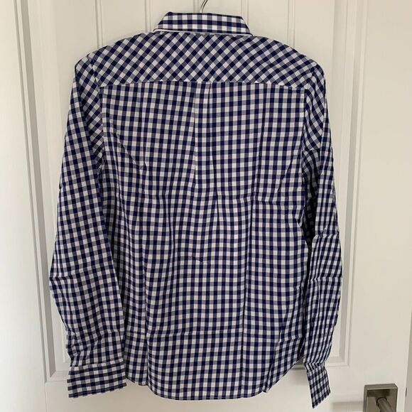 Untuckit Top 4 - Picture 11 of 12